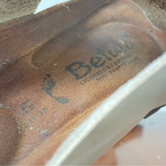 Birkenstock Betula Gizeh White Thong Sandals - Picture 6 of 8